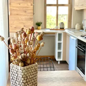 https://eleven-aparts.istanbul-turkeyhotels.com