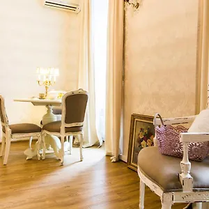  Апартаменты Charming In Old